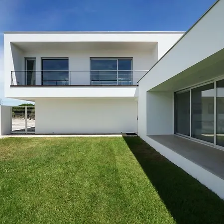 Вилла Premium Beach With 4 Bedrooms- Meco, *