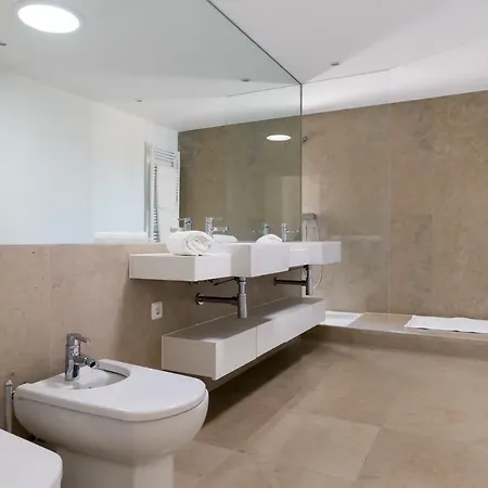 Premium Beach With 4 Bedrooms- Meco, * Сесимбра
