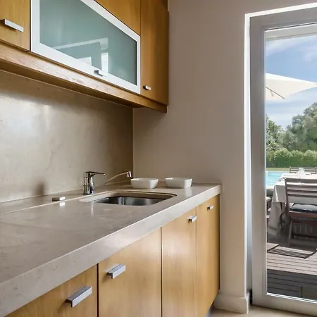 Premium Beach With 4 Bedrooms- Meco, Сесимбра