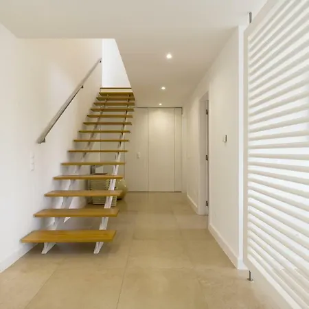 Вилла Premium Beach With 4 Bedrooms- Meco, *